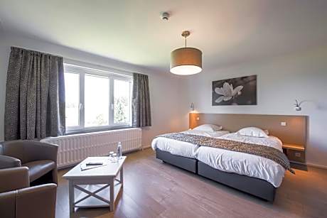 Deluxe Double Room with Garden View