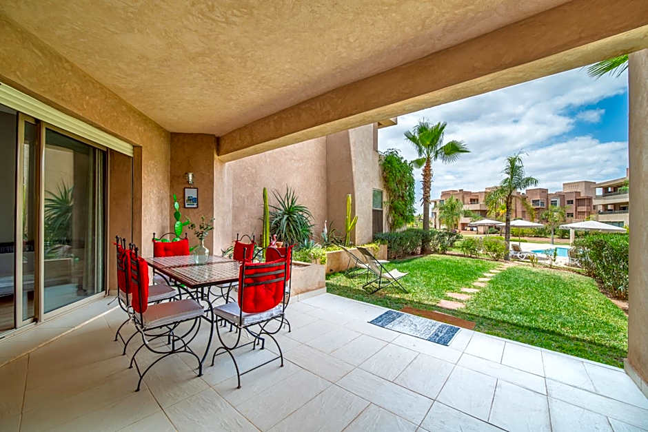 Relaxing Summer-Pool-Garden-Wifi