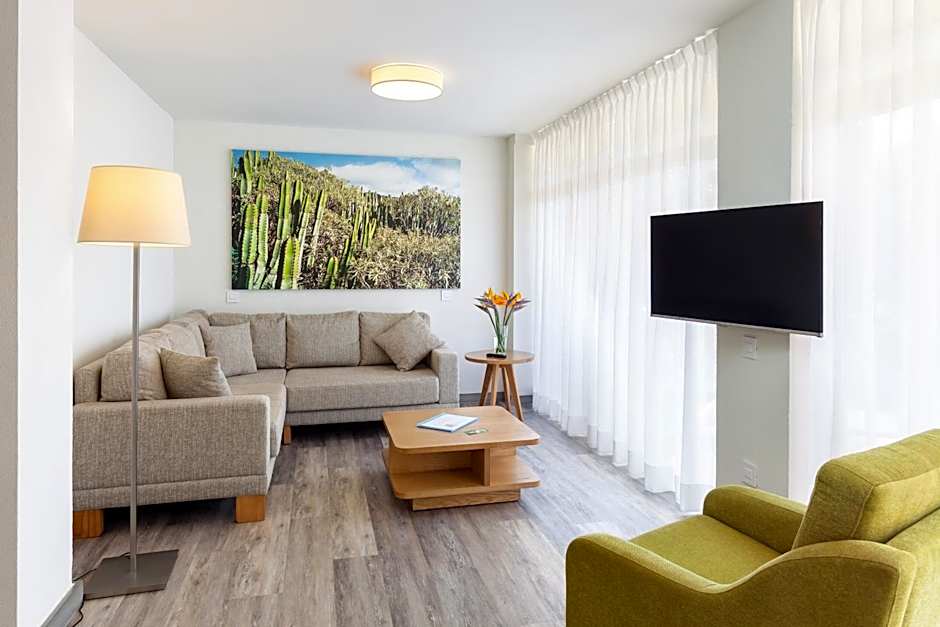 Apartamentos Tigaiga Suites