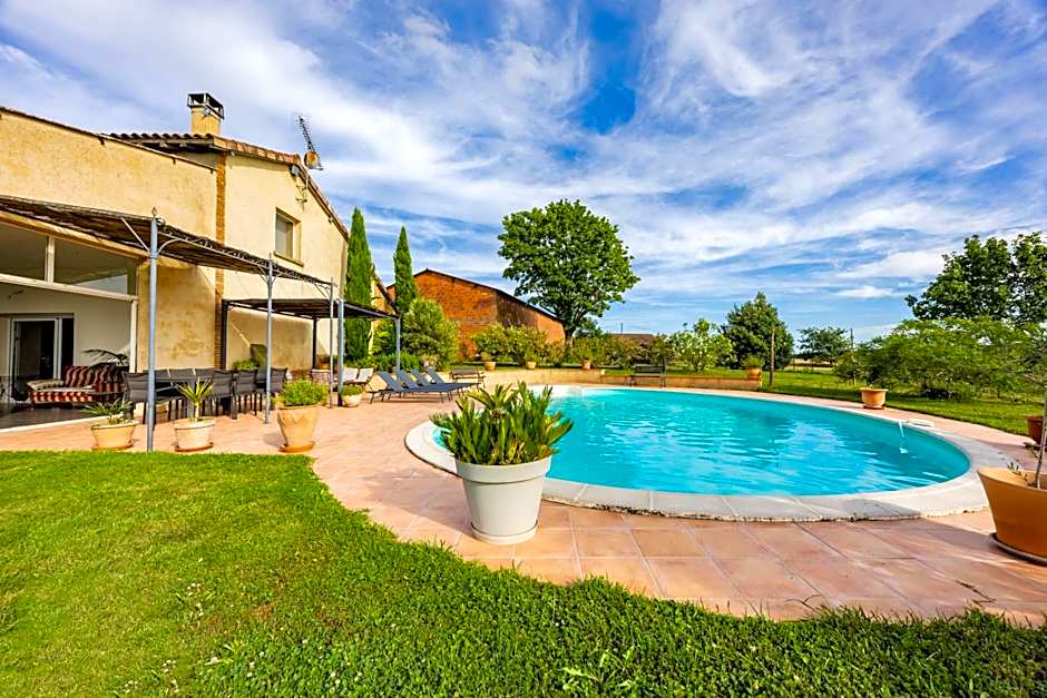 Les Hauts de Grazac, Chambres et Tables d'hôtes