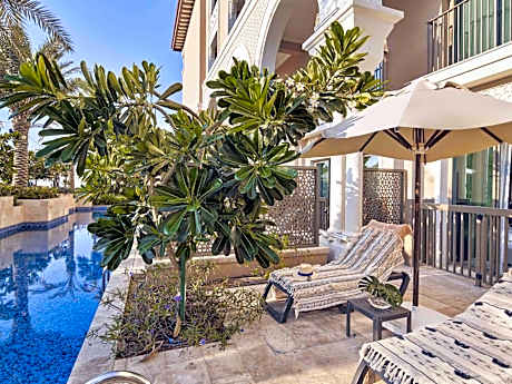Two-Bedroom Family Room with Pool Access