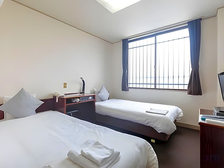 Tabist Business Hotel Suehiro Matsuyama