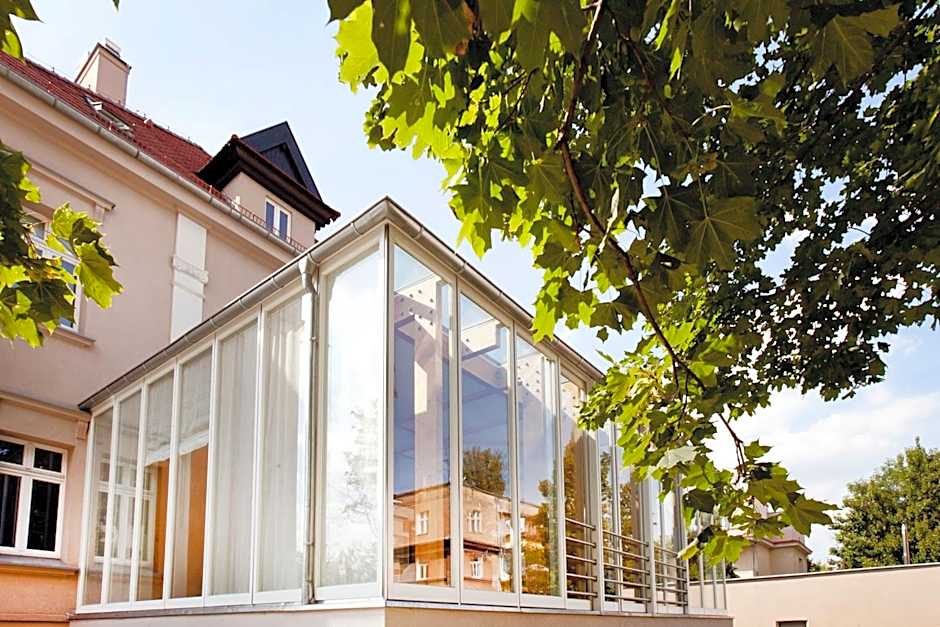 Platinum Palace Residence Boutique Hotel