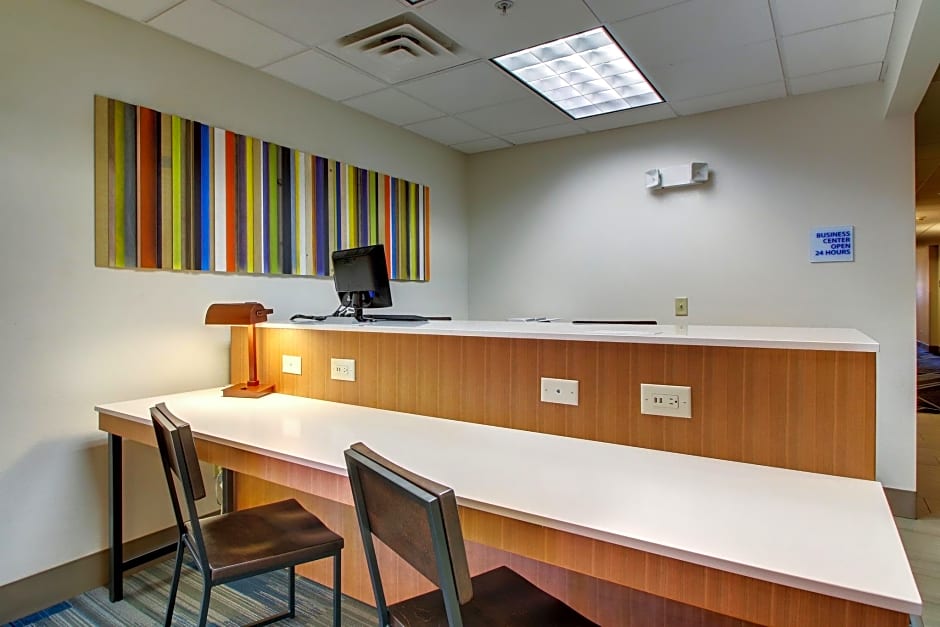 Holiday Inn Express Milwaukee N-Brown Deer/Mequon By IHG