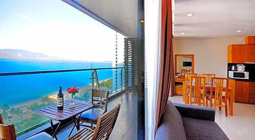 Holi Beach Hotel and Apartments