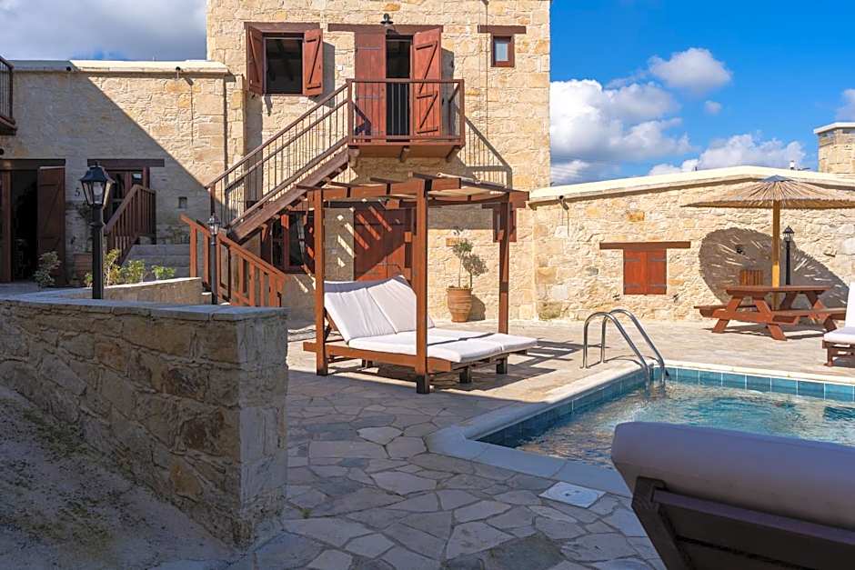 Stone Court Boutique Studios