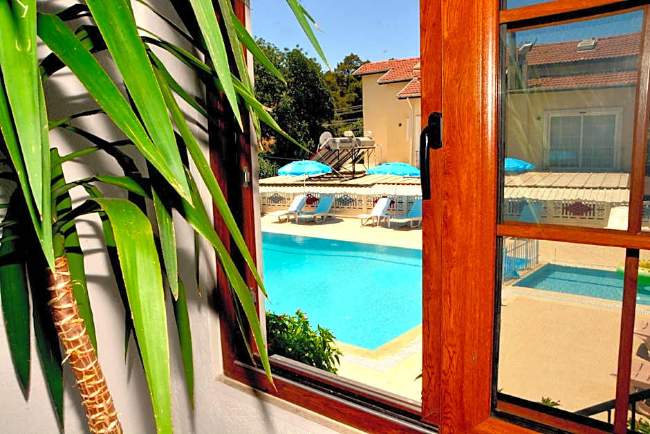 Cennet Hotel