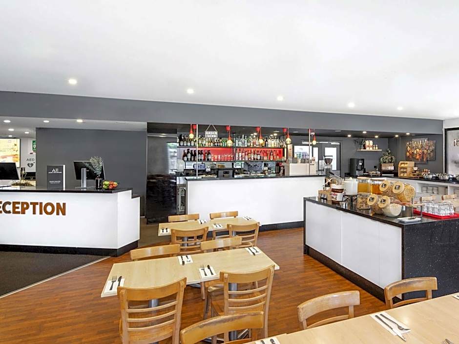 ibis Sydney Thornleigh Hotel