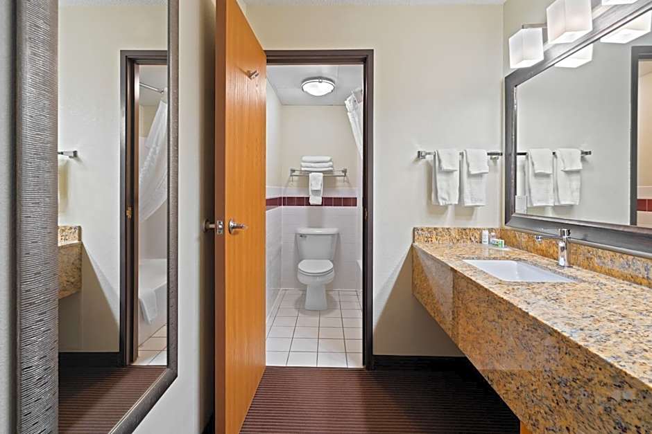 AmericInn by Wyndham Bismarck