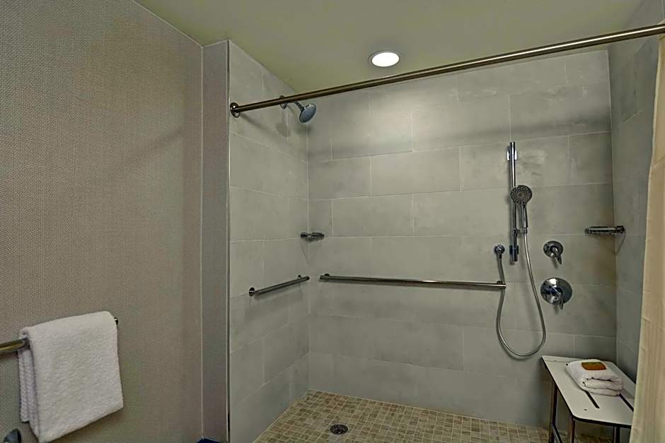 DoubleTree By Hilton Hotel Baton Rouge