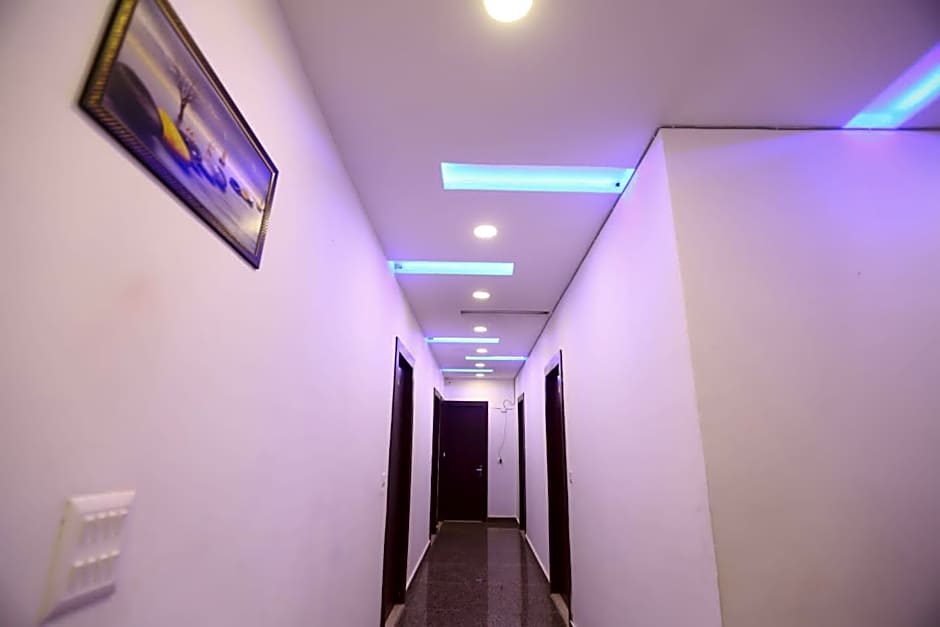 Hotel Yuvan Palace – Agra, NC