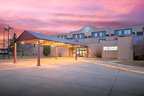 Crossroads Hotel and Huron Event Center