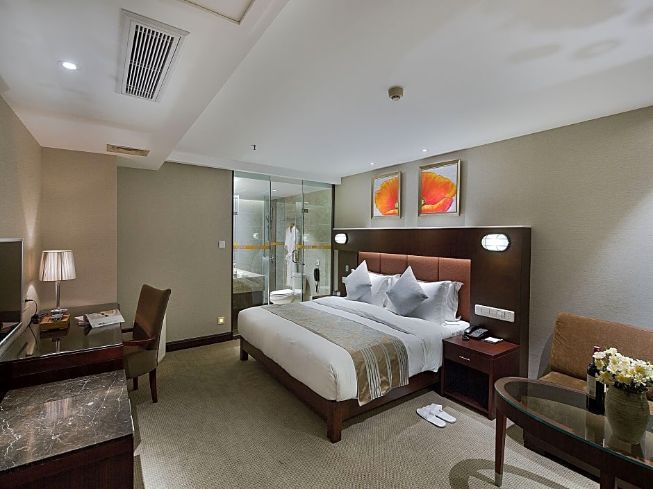 Chongqing Golden View Hotel