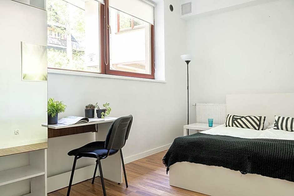 Target Hostel