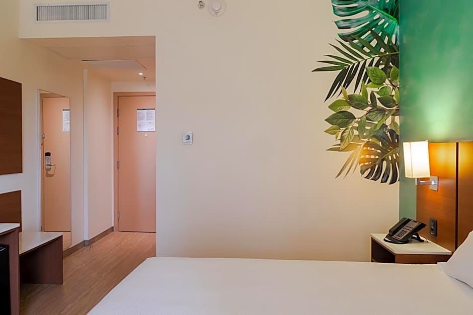 ibis Styles Curitiba Airport