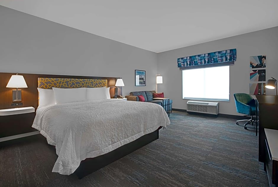 Hampton Inn By Hilton & Suites Farmers Branch Dallas, Tx