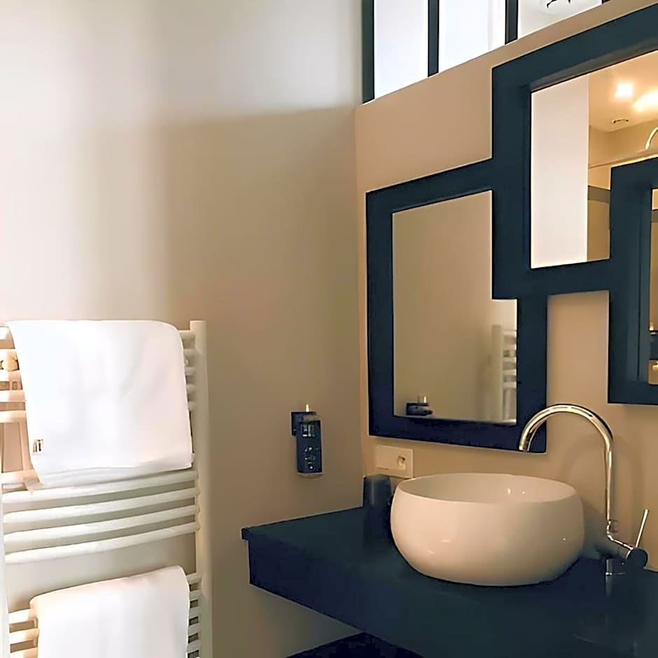 L'Amiral - LeParticulier Collection