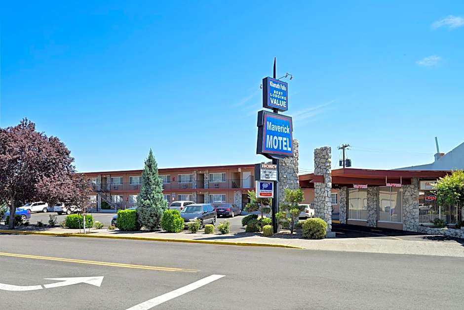 Maverick Motel - Modern Renovated Motel