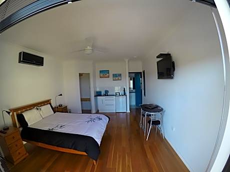 Queen Room with Balcony