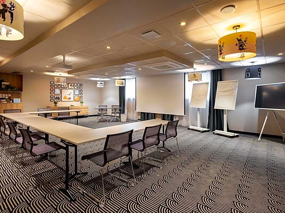 Novotel Paris Suresnes Longchamp