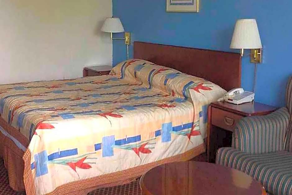 Super Inn & Suites by OYO Milledgeville