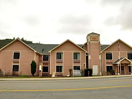 The Monarch Inn in Mariposa