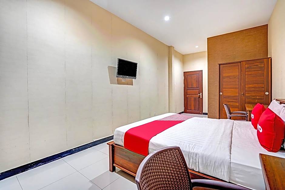 OYO 90889 Dkb Residence