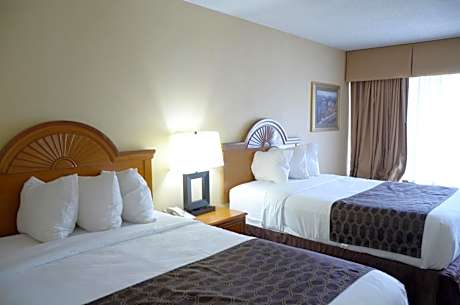 Queen Room with Tub - Disability Access/Non Smoking