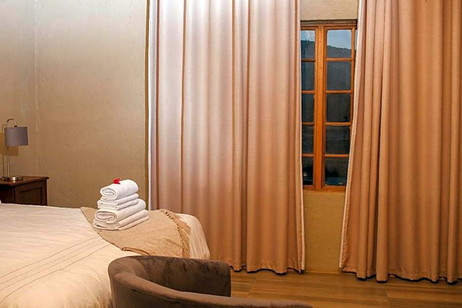 Harnham Mountain Lodge