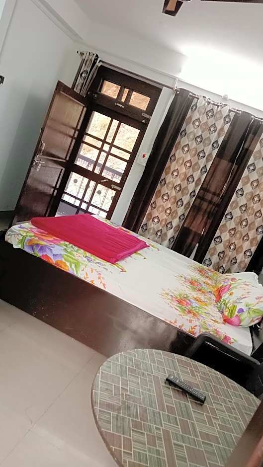 Hotel Sach Pass