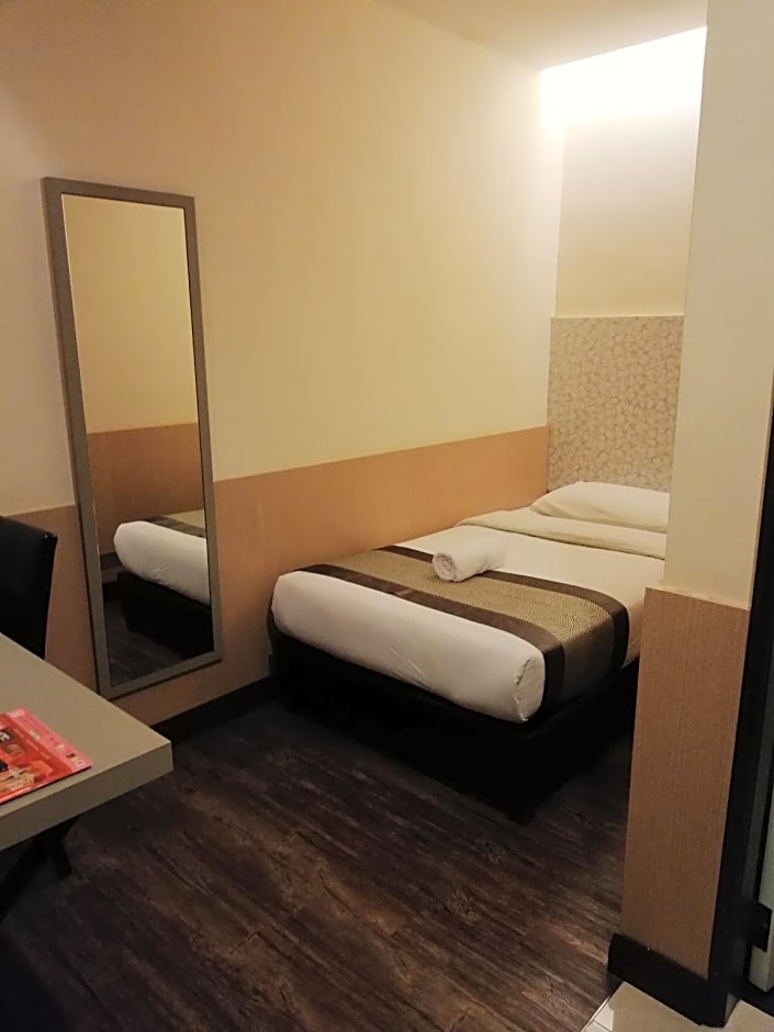 Hotel Austin Paradise