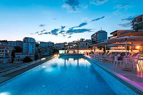 Padam Hotel & SPA