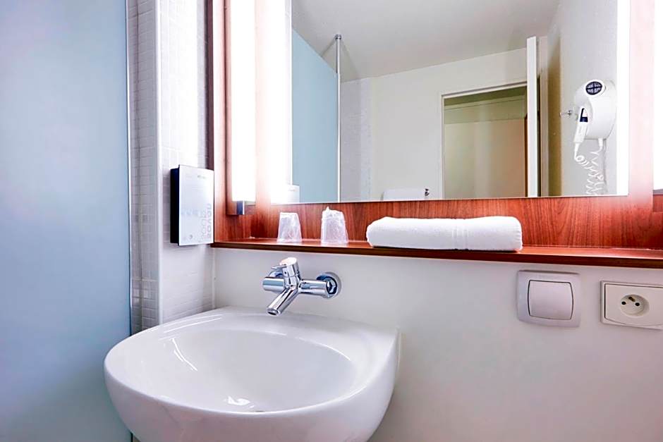 Campanile Paris Ouest - Gennevilliers Barbanniers
