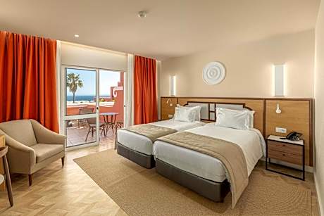 Oceanfront Twin Room