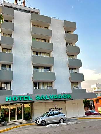 HOTEL SALVADOR