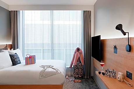 King Room with City View