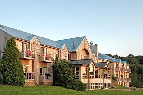 BATTURES Hotel Fjord Saguenay