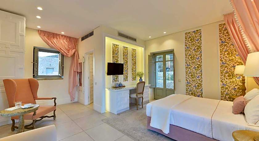 Akrolithi Boutique Hotel & Suites