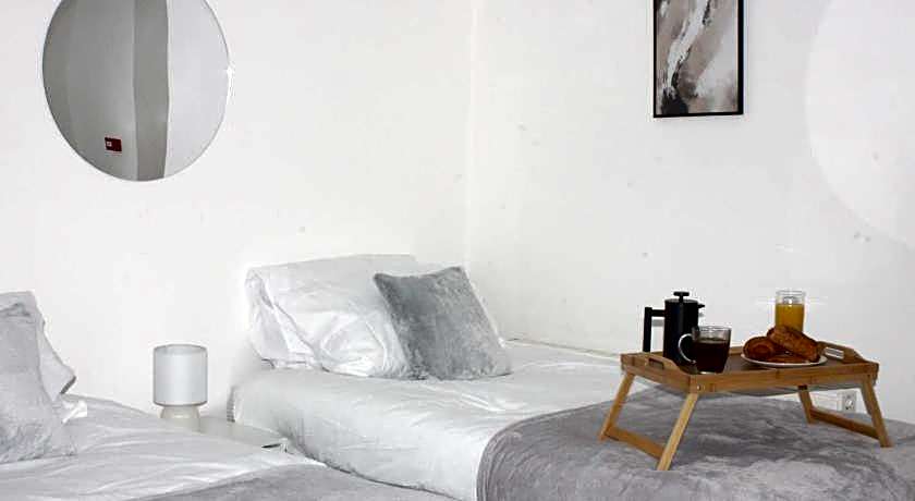 Elegant Room in St Albans