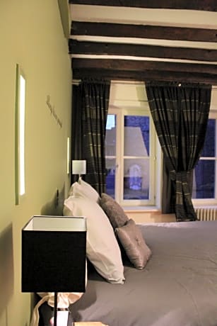 Double Room with View