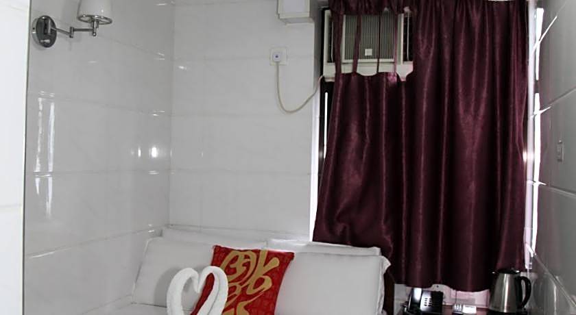 Pay-less Guesthouse (7/F-A9 )