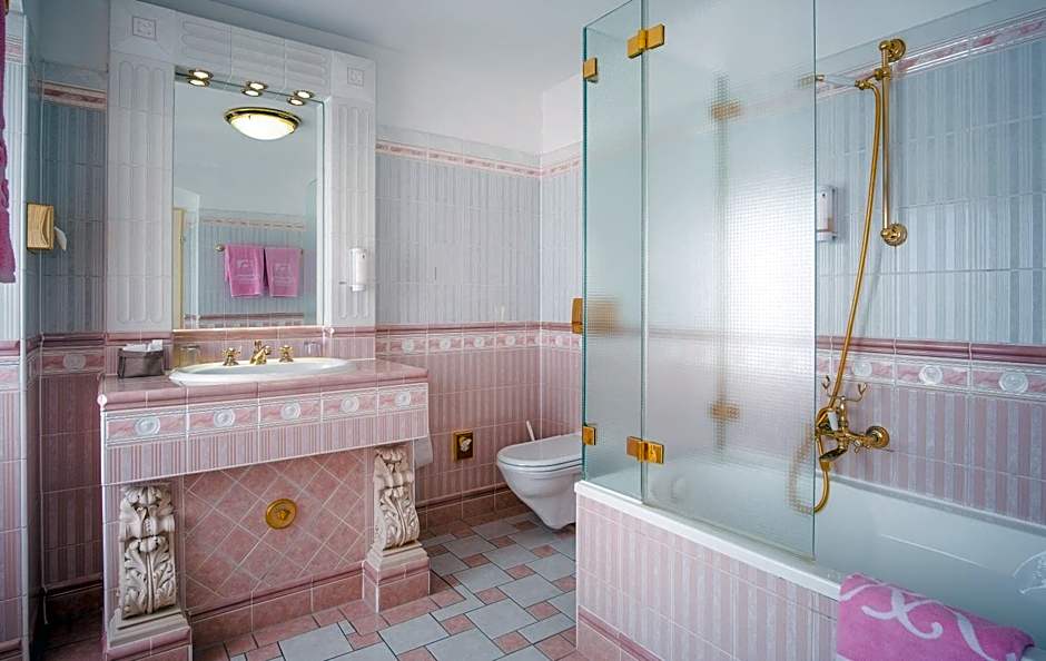 Schlosshotel Römischer Kaiser