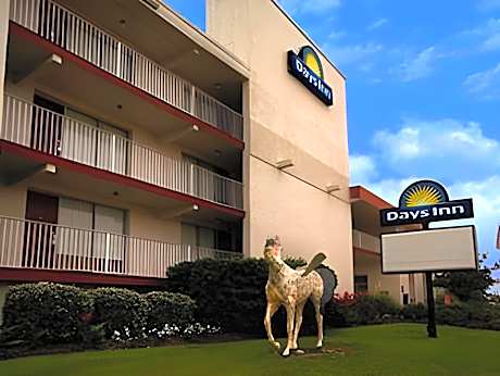Mariner Inn And Suites
