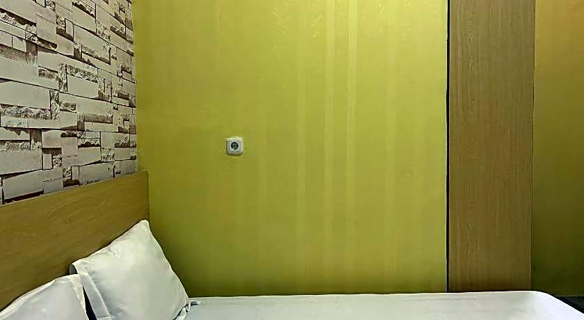 Hotel O Batodupi Guesthouse Syariah Near Buttu Kasambi