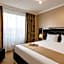 Astoria Grand Hotel
