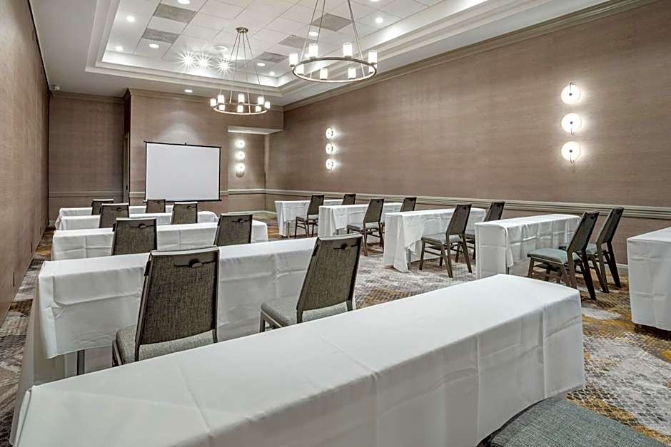 Sheraton Suites Wilmington Downtown