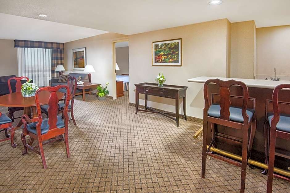 Holiday Inn Cincinnati-Eastgate By IHG