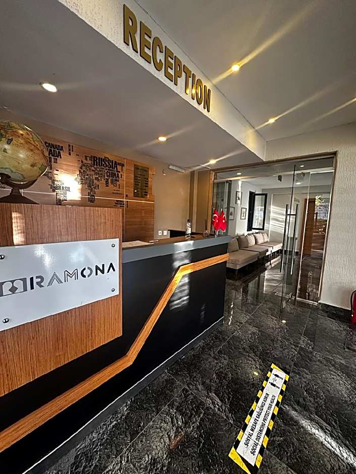 Ramona Lara Hotel