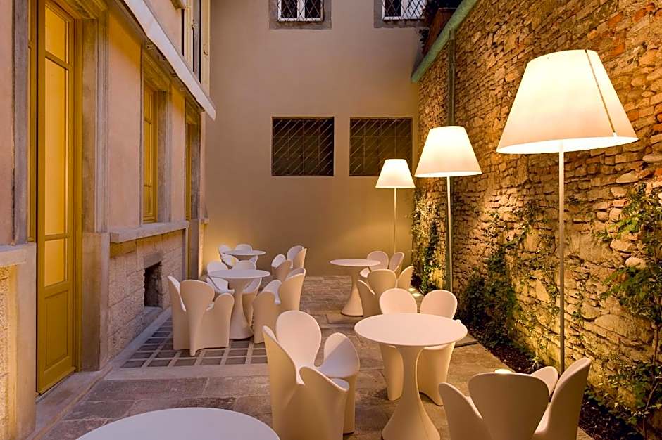 Petronilla - Hotel In Bergamo