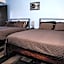 Maverick Motel